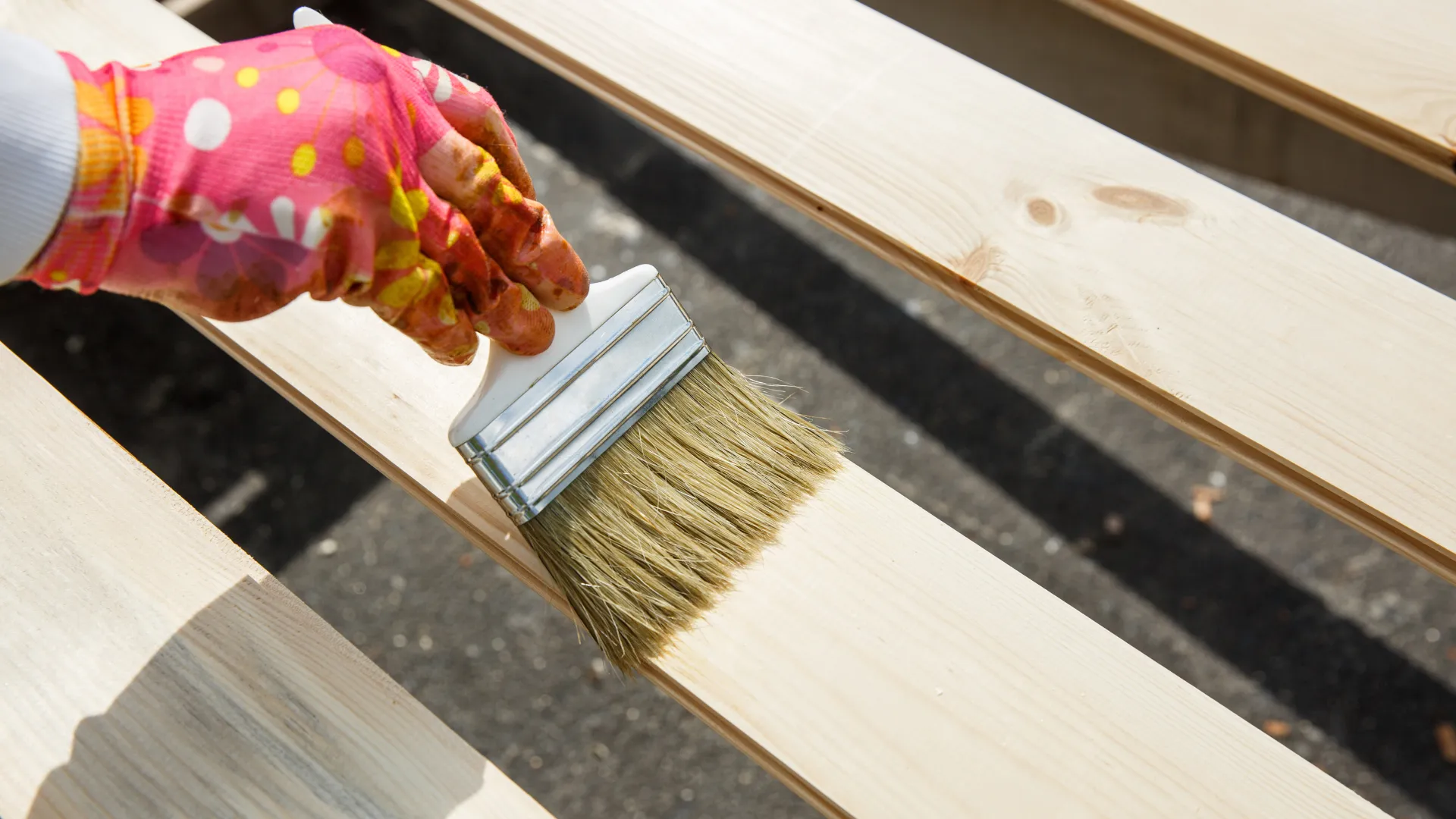 Zabezpieczenie drewna surowego Drewnochron Impregnat Grunt R